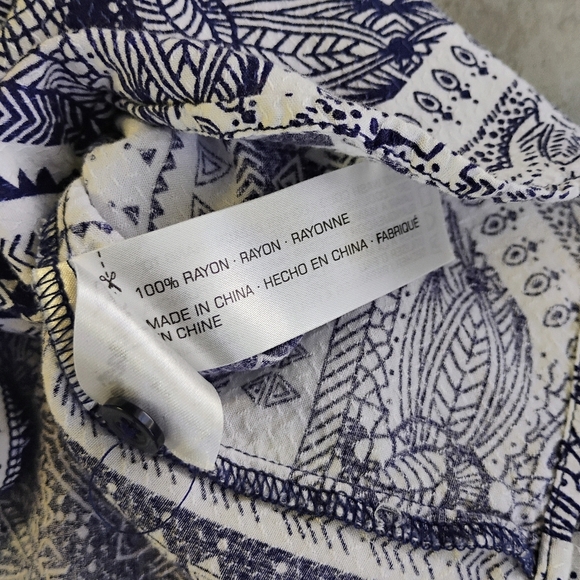 Supplies Button Up Shirt Short Sleeve Navy Blue White Boho Bandana Size Medium - Picture 9 of 13